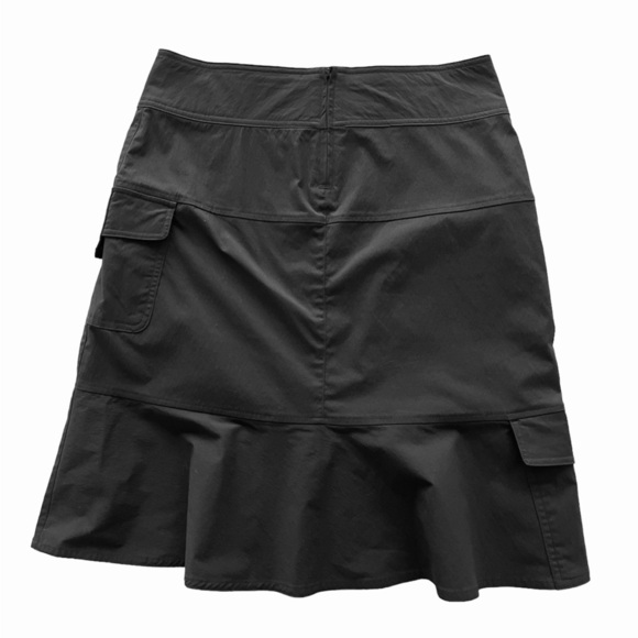 Royal Robbins Black Discovery Skirt. Stretch Travel Outdoors Cargo Skirt. Size 4 - Picture 10 of 10